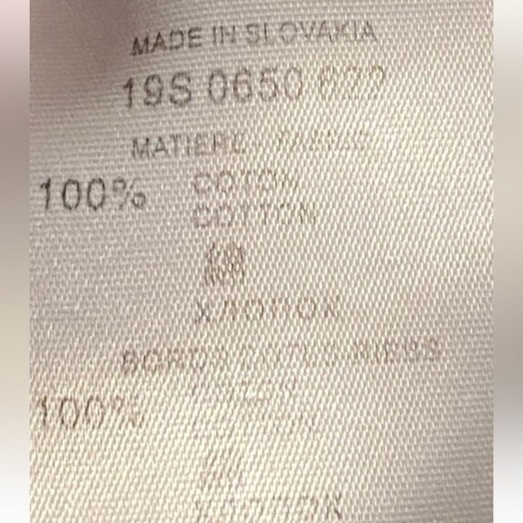 Vintage Givenchy Paris Red and White Logo Crewneck Sweater Sz Small Distressed. - Picture 7 of 7